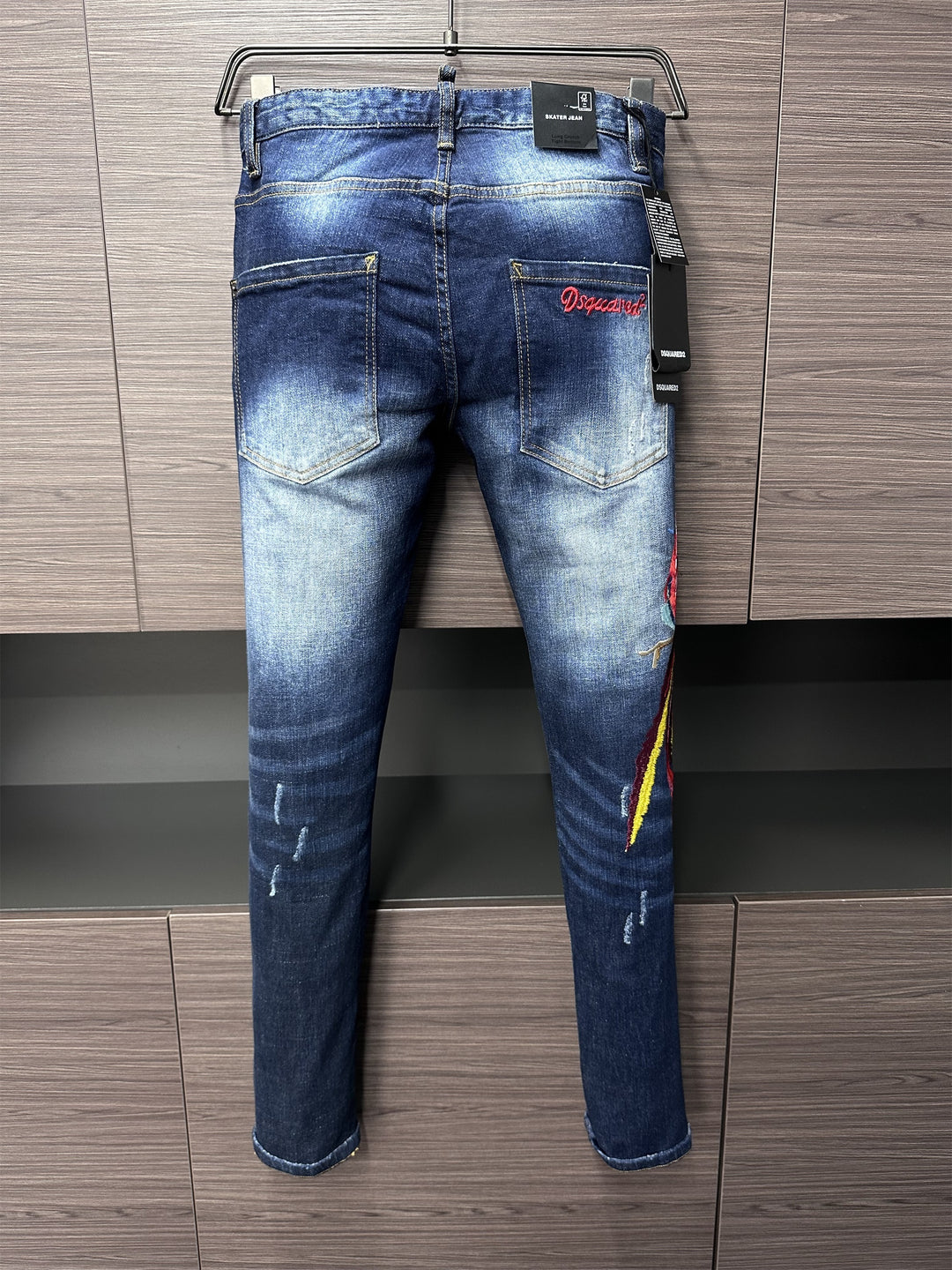D - JEANS