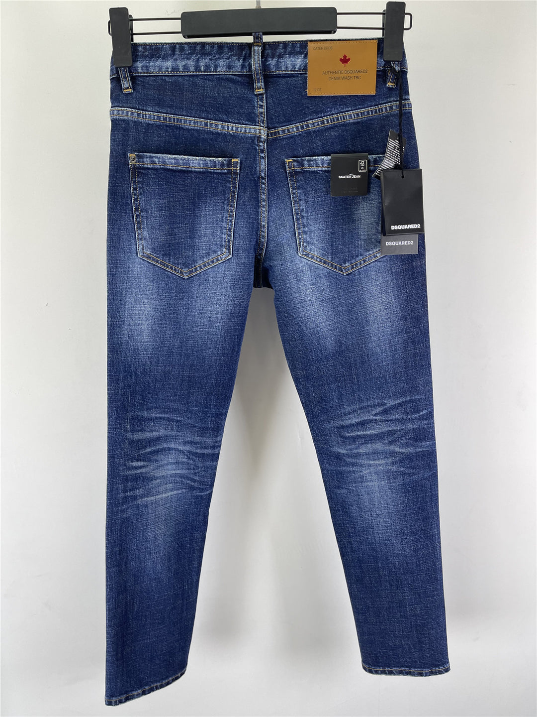 D - JEANS