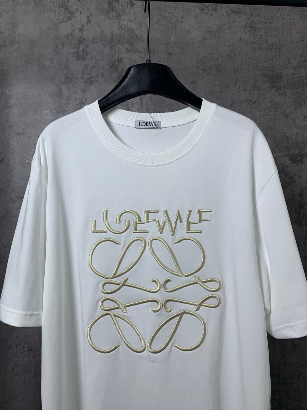 L - TSHIRT