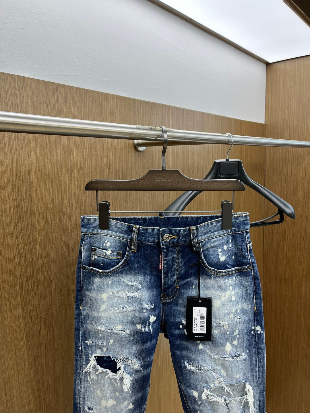 D - JEANS