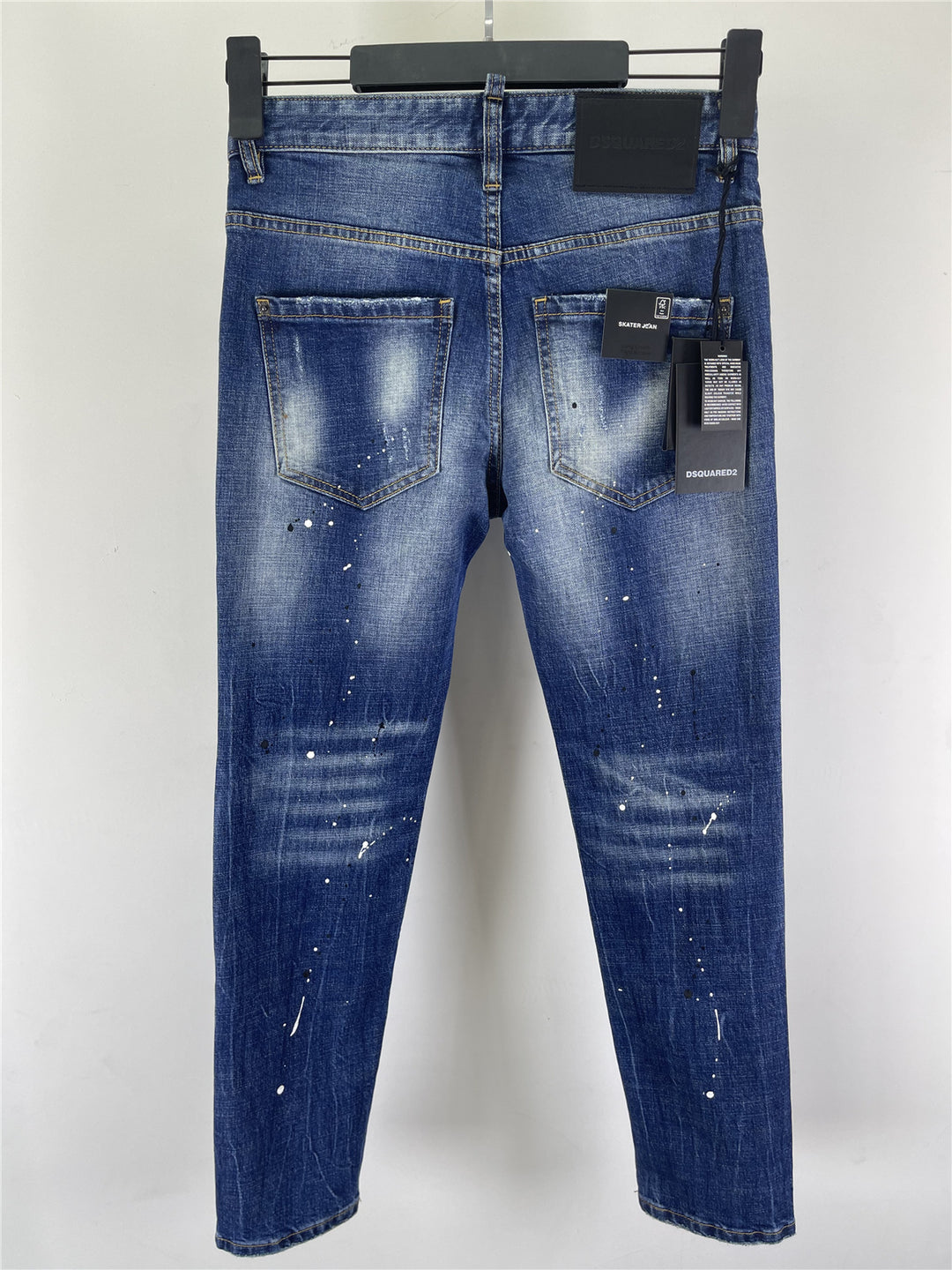 D - JEANS