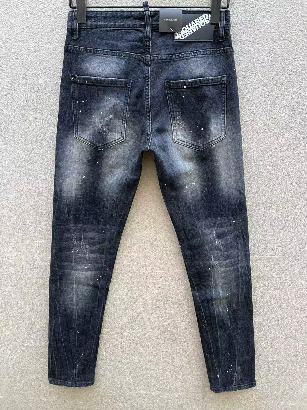 D - JEANS