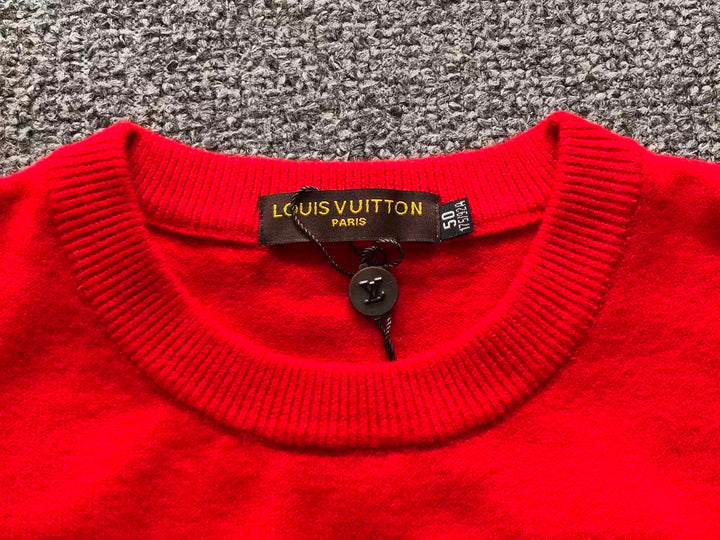 L - SWEATER