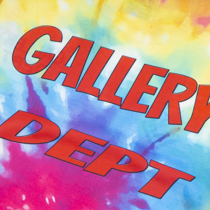 Camiseta del departamento de galería
