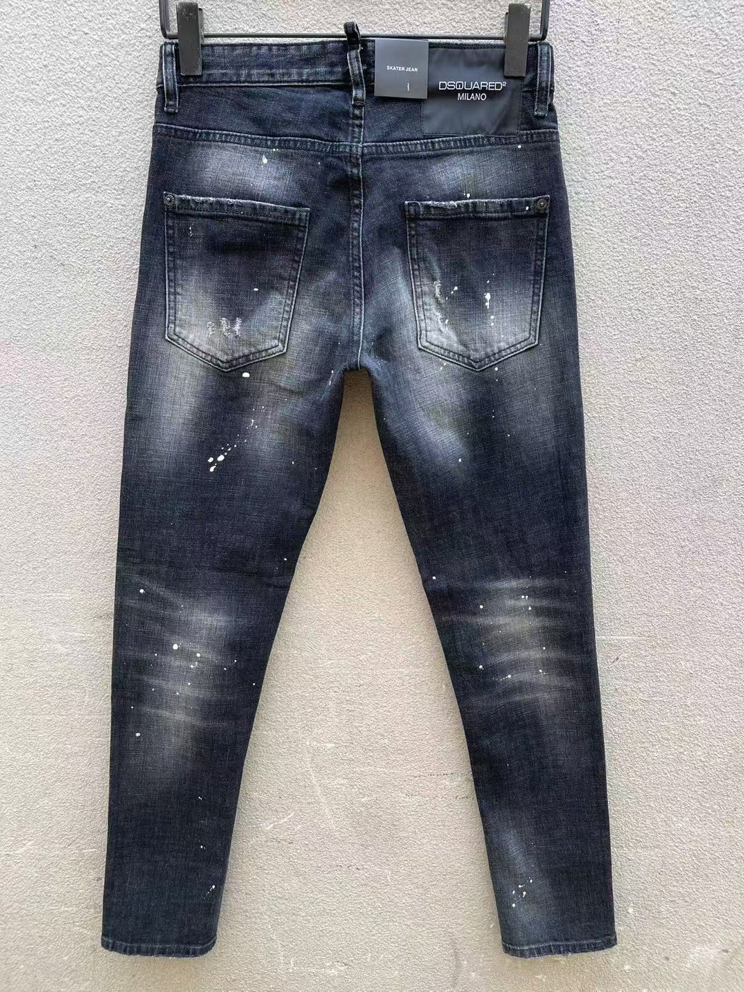 D - JEANS