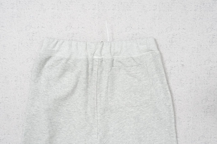 L - SWEATPANTS