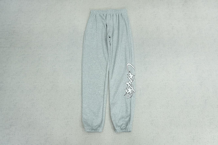 C - SWEATPANTS