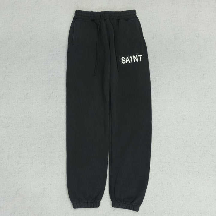S - SWEATPANTS