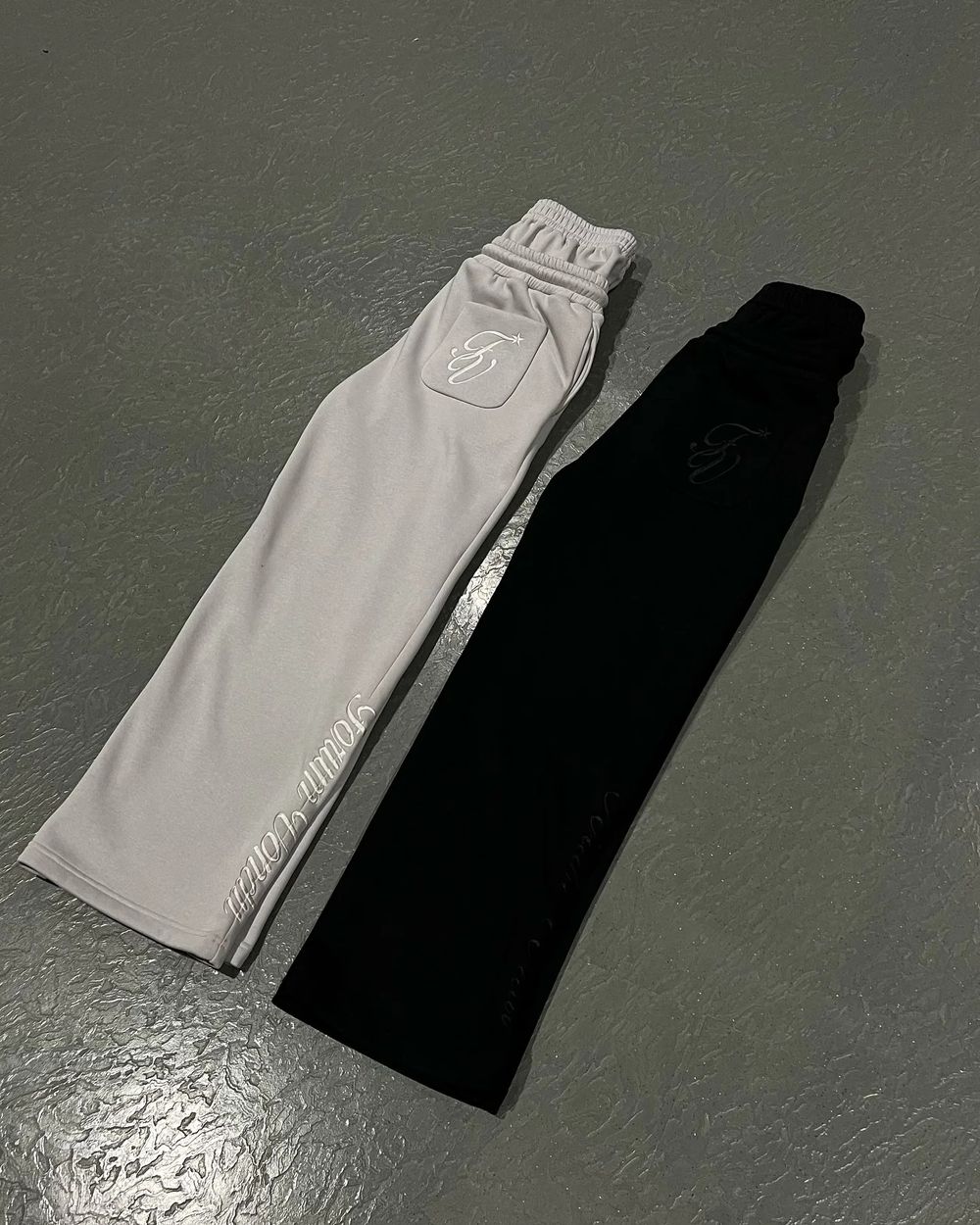 ANURA FV - SWEATPANTS