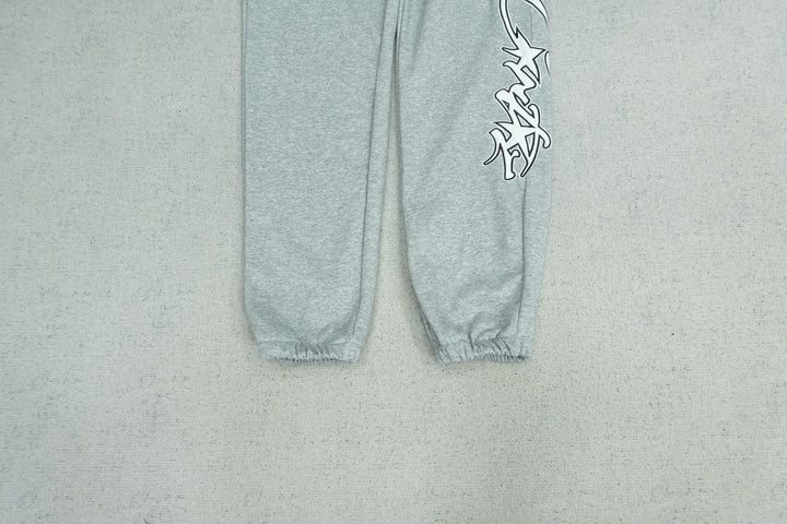 C - SWEATPANTS