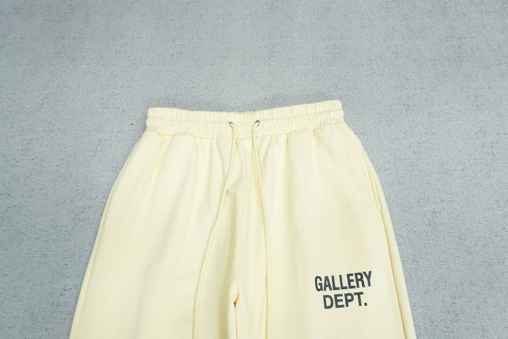 G - SWEATPANTS