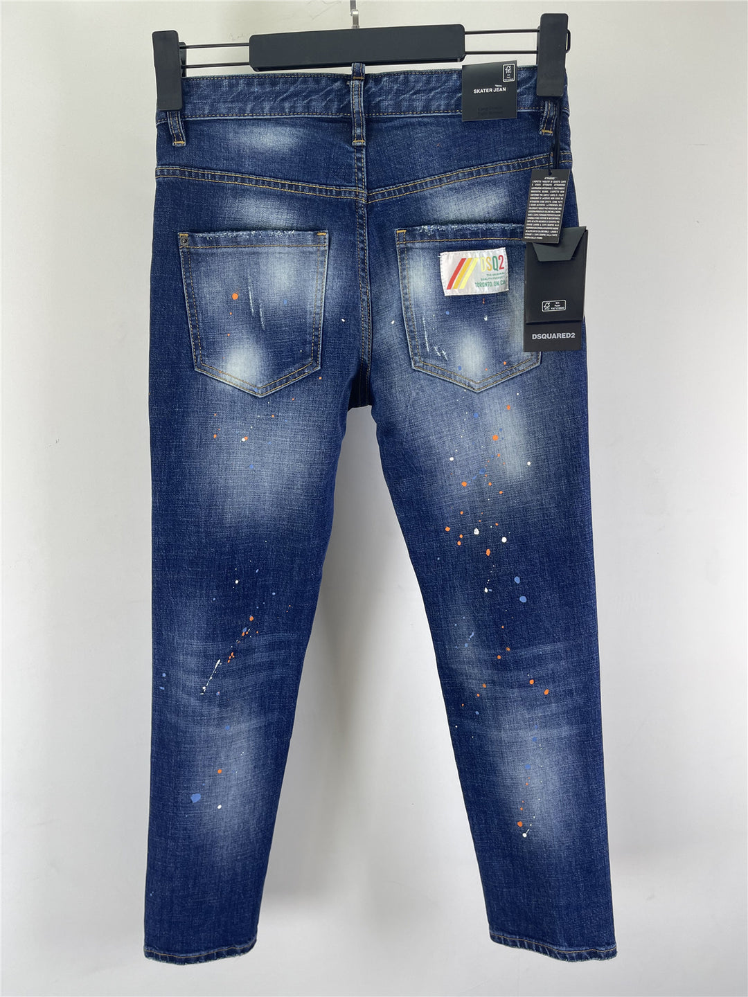 D - JEANS