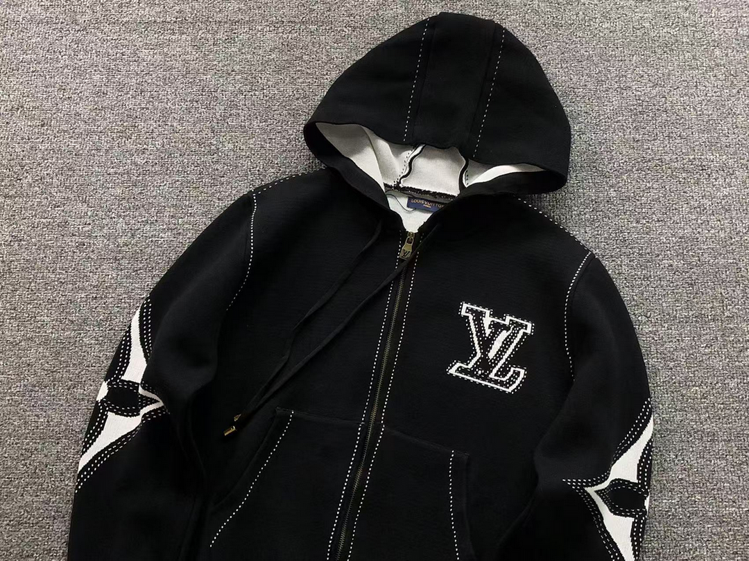 ANURA - LOUIS V ZIPPER