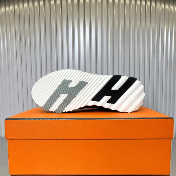 H - SNEAKERS