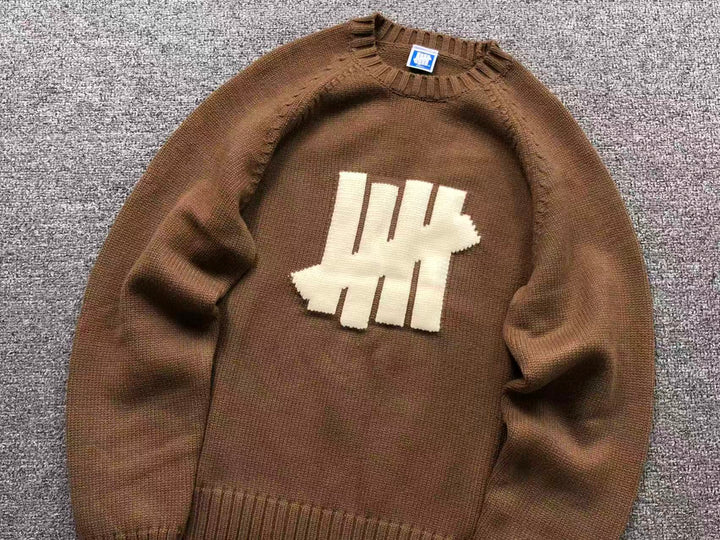 U - SWEATER