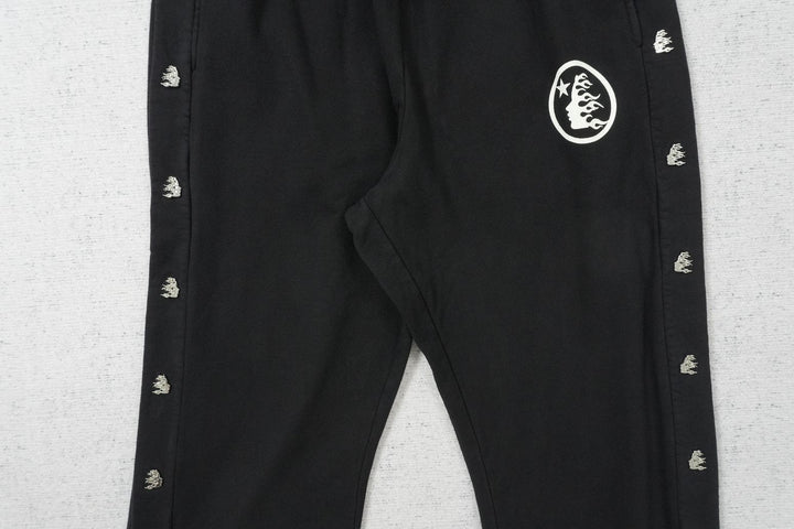 H - SWEATPANTS