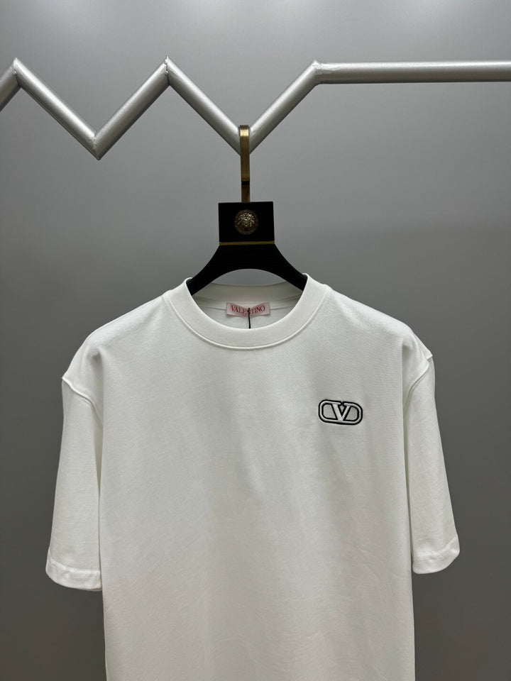 V - TSHIRT