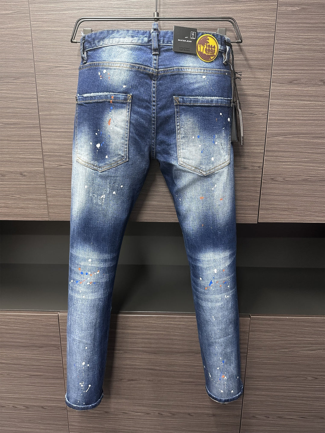 D - JEANS