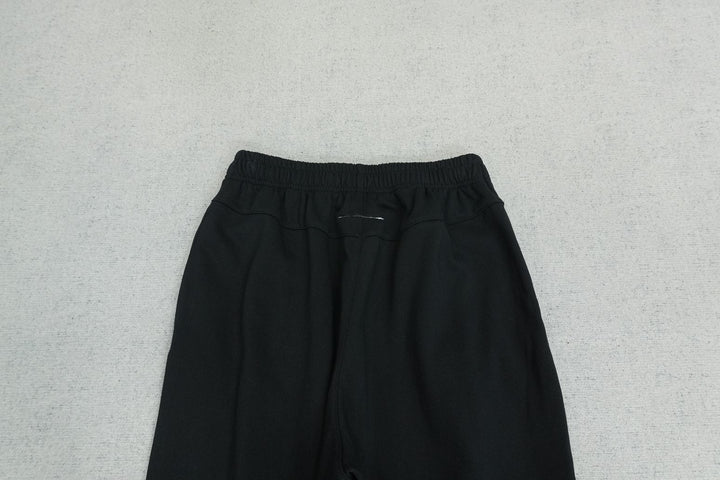 M - SWEATPANTS