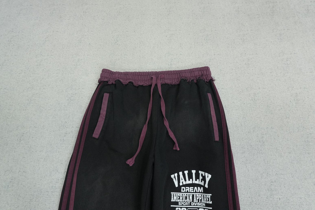 V - SWEATPANTS