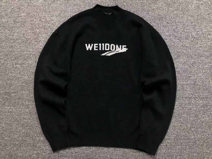 W - SWEATER