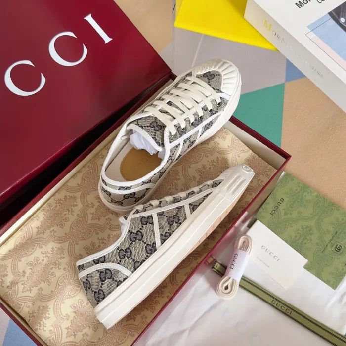 GG - SNEAKERS