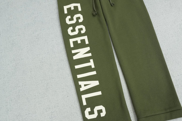 F - SWEATPANTS
