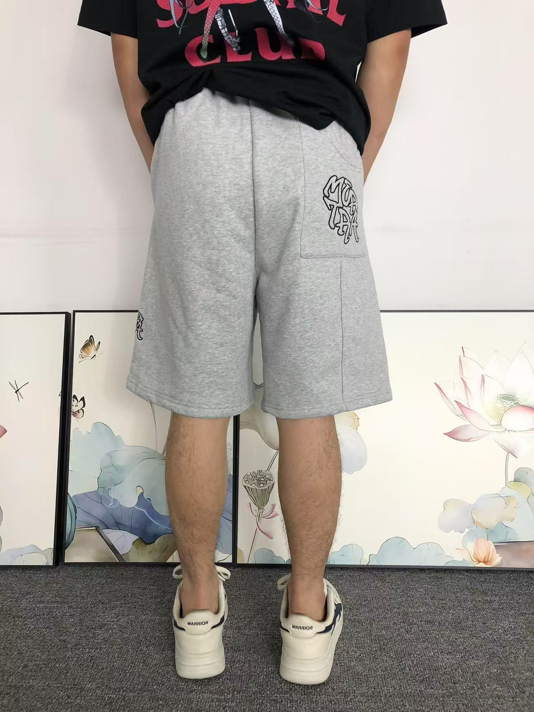M - SHORTS
